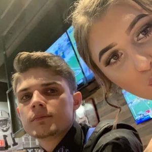 Meet your Posher, Katelyn